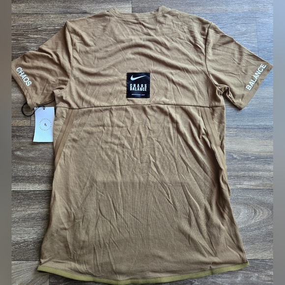 Nike Undercover Jun Takahashi Chaos Balance Running Shirt - Picture 7 of 8